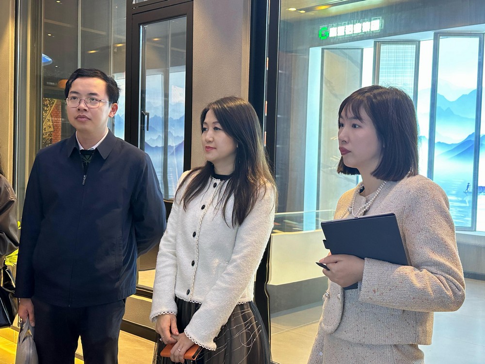 肇庆市投促中心副主任赵海燕莅临高登参观
